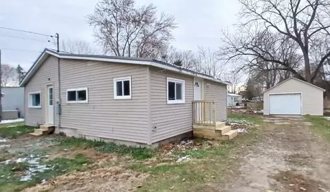 809 Washington, Nashville, MI 49073