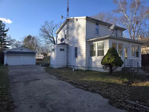 1204 Carson, Jackson, MI 49203 photo 3