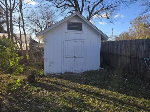1204 Carson, Jackson, MI 49203 photo 7