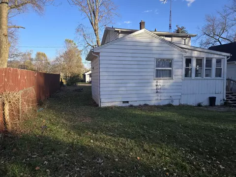 1204 Carson, Jackson, MI 49203 photo 8
