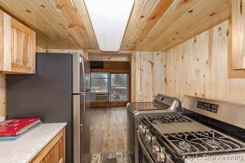 Kitchen - 5508 E Butler, Dowling, MI 49050 photo 2 of 3