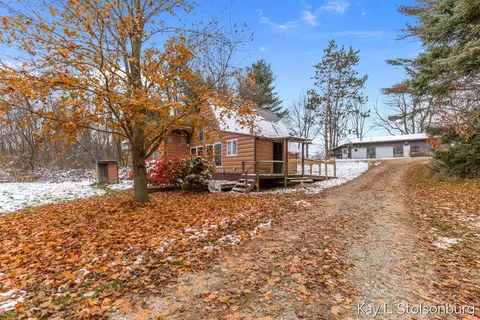 Exterior - 5508 E Butler, Dowling, MI 49050 photo 2 of 5