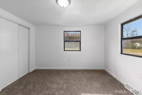Bedroom - 1086 Kathleen Dr, Stanton, MI 48888 photo 2 of 3