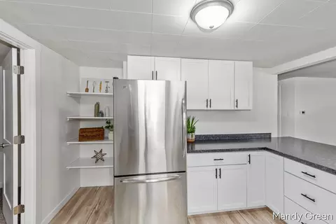 Kitchen - 1086 Kathleen Dr, Stanton, MI 48888 photo 2 of 3