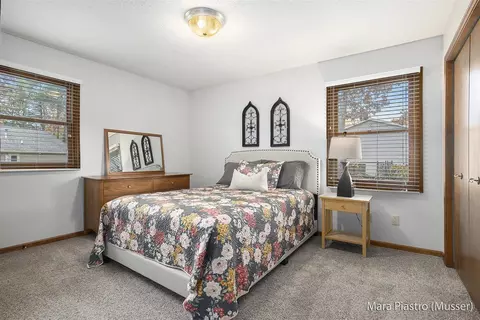 Bedroom - 4159 White Pne, Dorr, MI 49323 photo 1 of 6