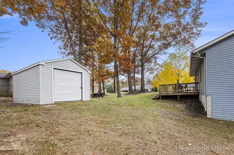 Exterior - 4159 White Pne, Dorr, MI 49323 photo 4 of 7