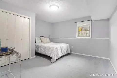 Bedroom - 4159 White Pne, Dorr, MI 49323 photo 5 of 6