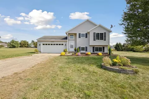 10550 Wolven, Rockford, MI 49341