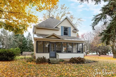 820 Lugers, Holland, MI 49423