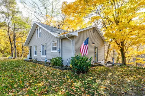 4732 S Benton, Benton Harbor, MI 49022
