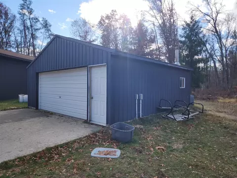 9279 S Forman, Baldwin, MI 49304 photo 4