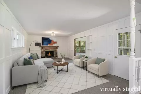 Living - 6427 Eagle Rdg, Kalamazoo, MI 49004 photo 1 of 8