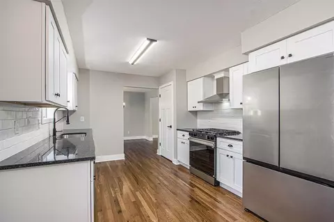 Kitchen - 6427 Eagle Rdg, Kalamazoo, MI 49004 photo 2 of 2