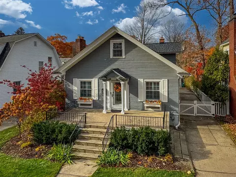 1109 Forestdale, Royal Oak, MI 48067