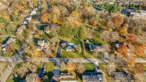 View/Area - 206 Park, Tecumseh, MI 49286 photo 2 of 7