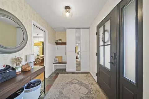 Entry Way - 206 Park, Tecumseh, MI 49286 photo 1 of 1