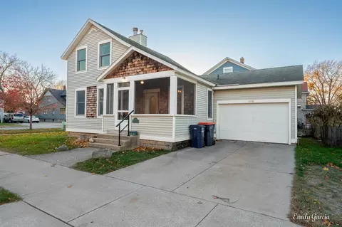 336 College, Holland, MI 49423