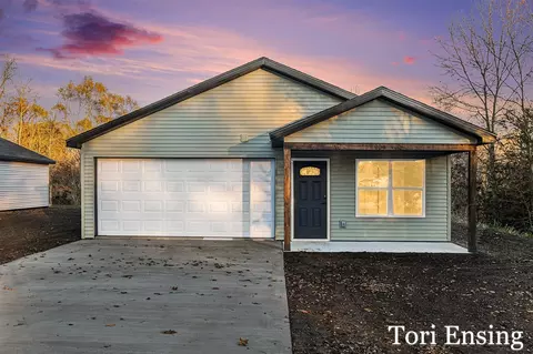904 Moulton, Belding, MI 48809