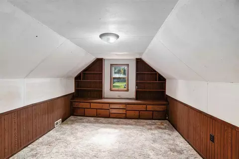 Bedroom - 863 E Wilcox, White Cloud, MI 49349 photo 8 of 9