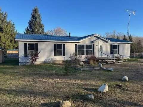 1660 N Bard, Gladwin, MI 48624