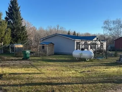 Exterior - 1660 N Bard, Gladwin, MI 48624 photo 2 of 9
