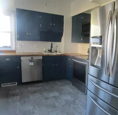 150 Washington, Bronson, MI 49028 photo 3