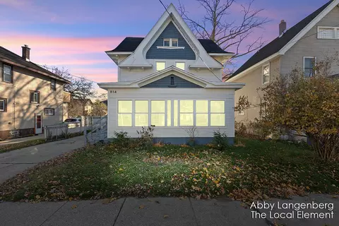 814 Prince, Grand Rapids, MI 49507