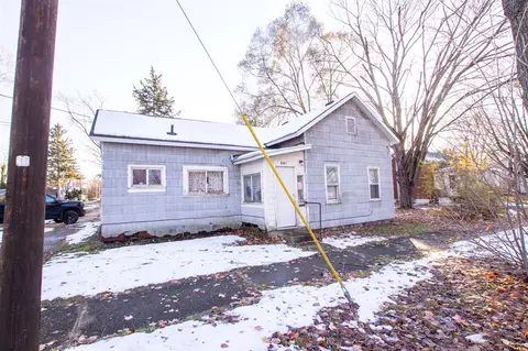 601 Chestnut, Dowagiac, MI 49047