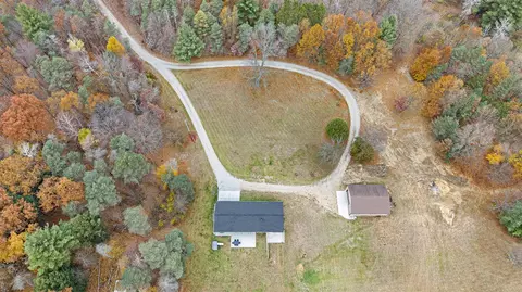 2272 W 104th, Grant, MI 49327
