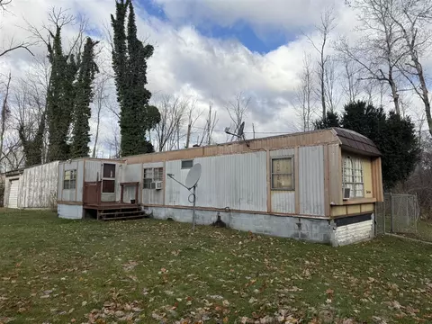 393 W Lever, Hart, MI 49420