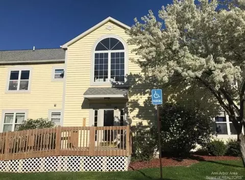 2233 S Huron #2, Ann Arbor, MI 48104
