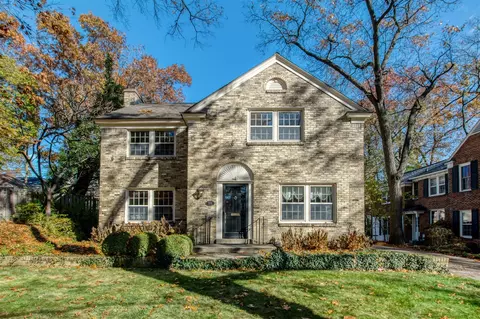 978 Gladstone, Grand Rapids, MI 49506