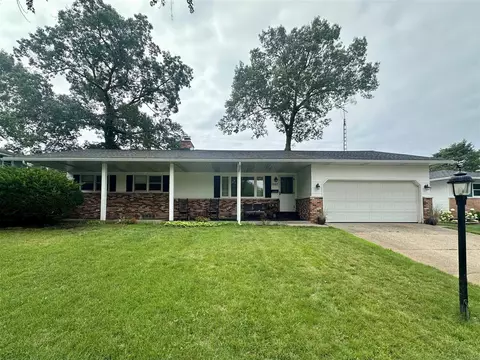 1557 Marlboro, Roosevelt Park, MI 49441