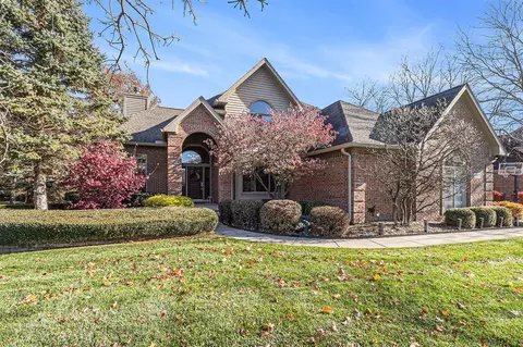 4955 Quincy, Saline, MI 48176