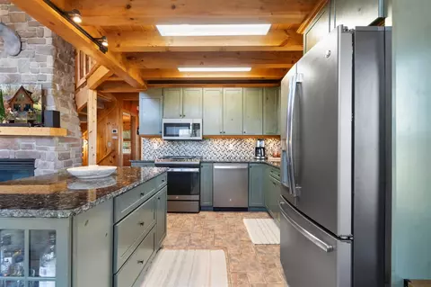 Kitchen - 5600 Horton, Jackson, MI 49201 photo 3 of 3