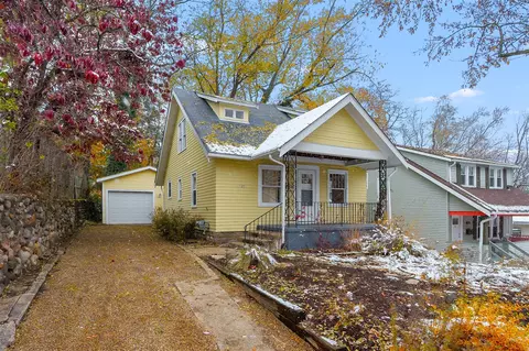 1120 W Maple St, Kalamazoo, MI 49008