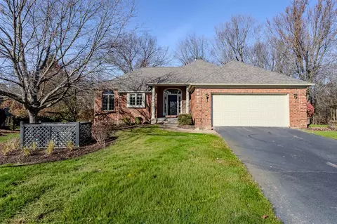 4875 N Quail Crst, Grand Rapids, MI 49546