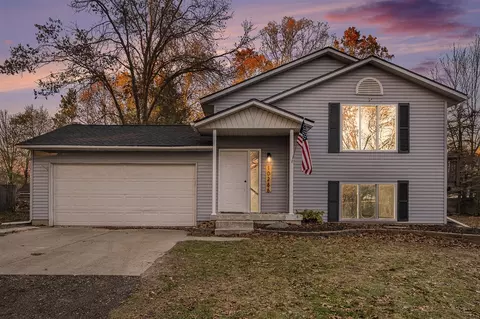 10266 W Wise, Greenville, MI 48838