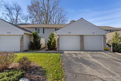 8525 Courtland, Rockford, MI 49341
