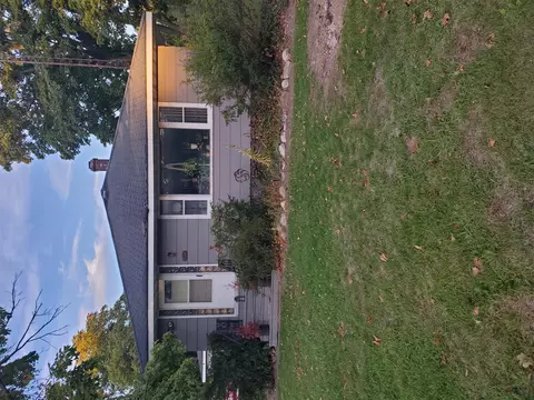 1241 Pipestone, Benton Harbor, MI 49022
