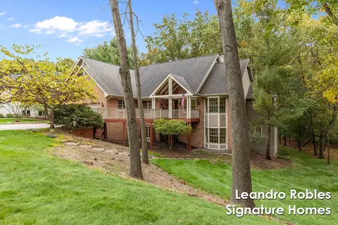2875 Riverwoods, Rockford, MI 49341