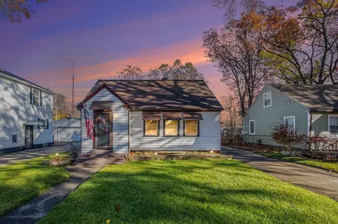 3024 Woodcliffe, Muskegon, MI 49444
