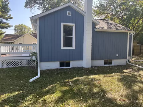 Exterior - 135 Peacock, Jackson, MI 49202 photo 2 of 3