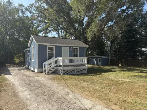 135 Peacock, Jackson, MI 49202