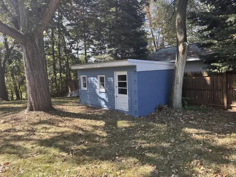 Exterior - 135 Peacock, Jackson, MI 49202 photo 3 of 3
