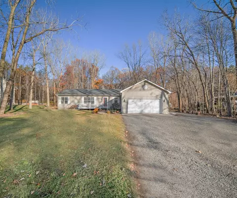 30920 W New, Boston, MI 48164