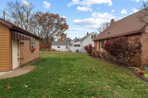 Exterior - 1526 Inner, Niles, MI 49120 photo 5 of 8