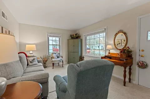Living - 1526 Inner, Niles, MI 49120 photo 2 of 3