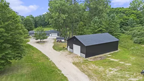 8861 S Big Buck, Newaygo, MI 49337