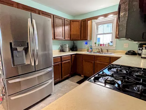 Kitchen - 209 Burt, Tecumseh, MI 49286 photo 2 of 2